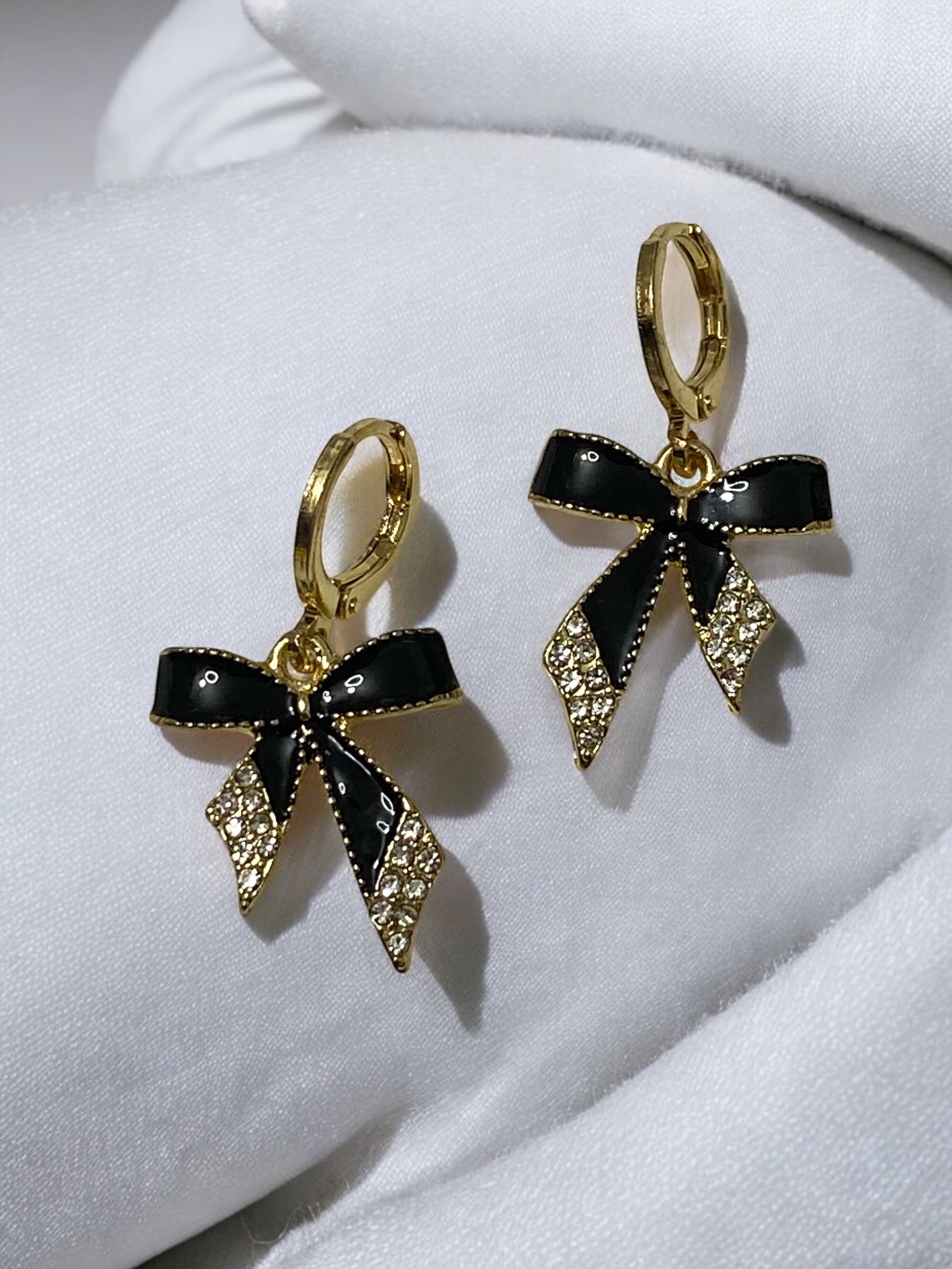 Elegantgold Plated Korean Earrings With American Diamonds